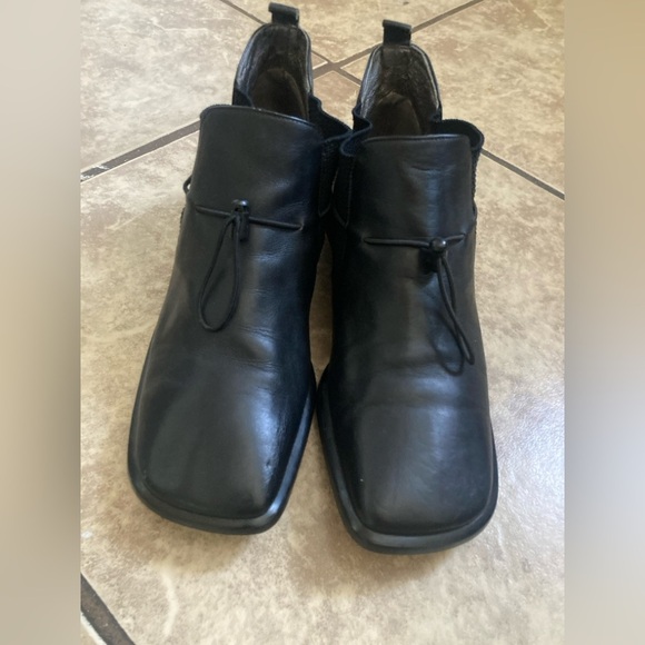 ROSA ROSSA Italian shoes genuíne leather size 6 Women - Picture 2 of 12